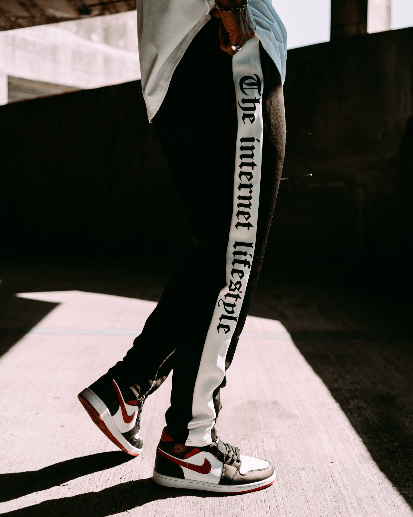 The Internet Lifestyle™ - Wifi Money Trackpants Black